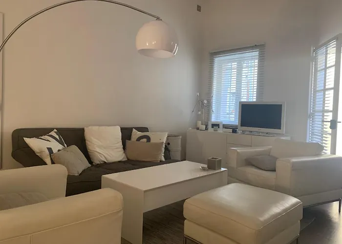 La Treille Au Coeur Du Village Apartment *